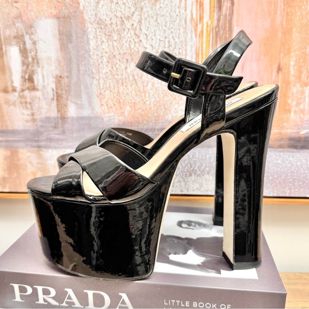 Steve Madden Black Platform Heels